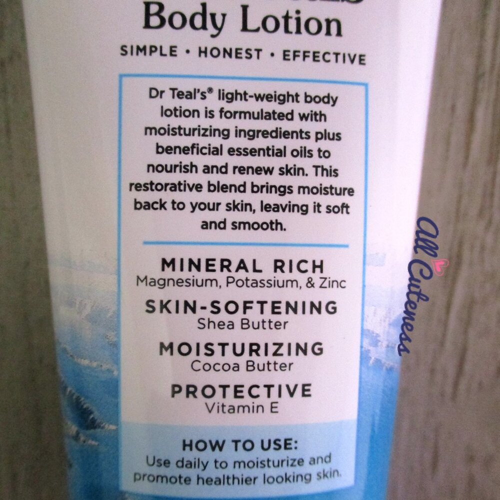 Dr Teals Restorative Minerals Body Lotion with Hair Scrunchie - Picture 3 of 3